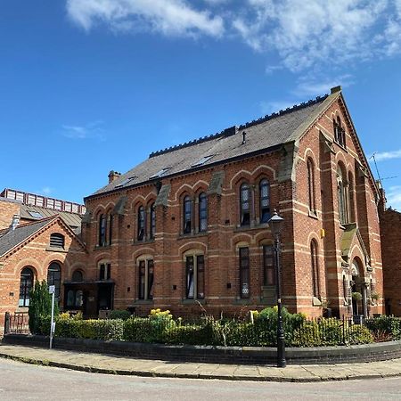 Luxury Chapel Apartment Within City Walls Chester Exterior photo